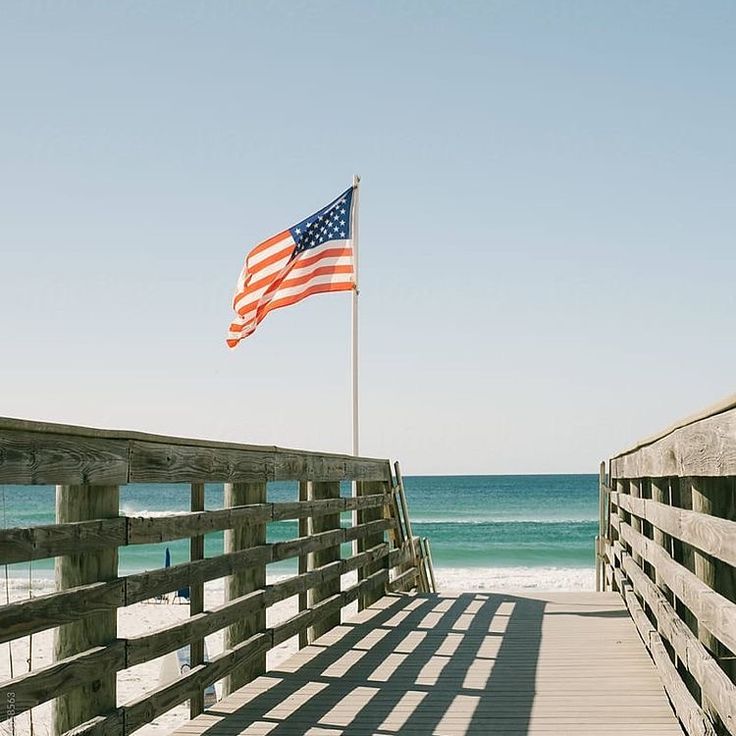 Hydration 101: How to Keep Your Skin Moisturized This Memorial Day Weekend