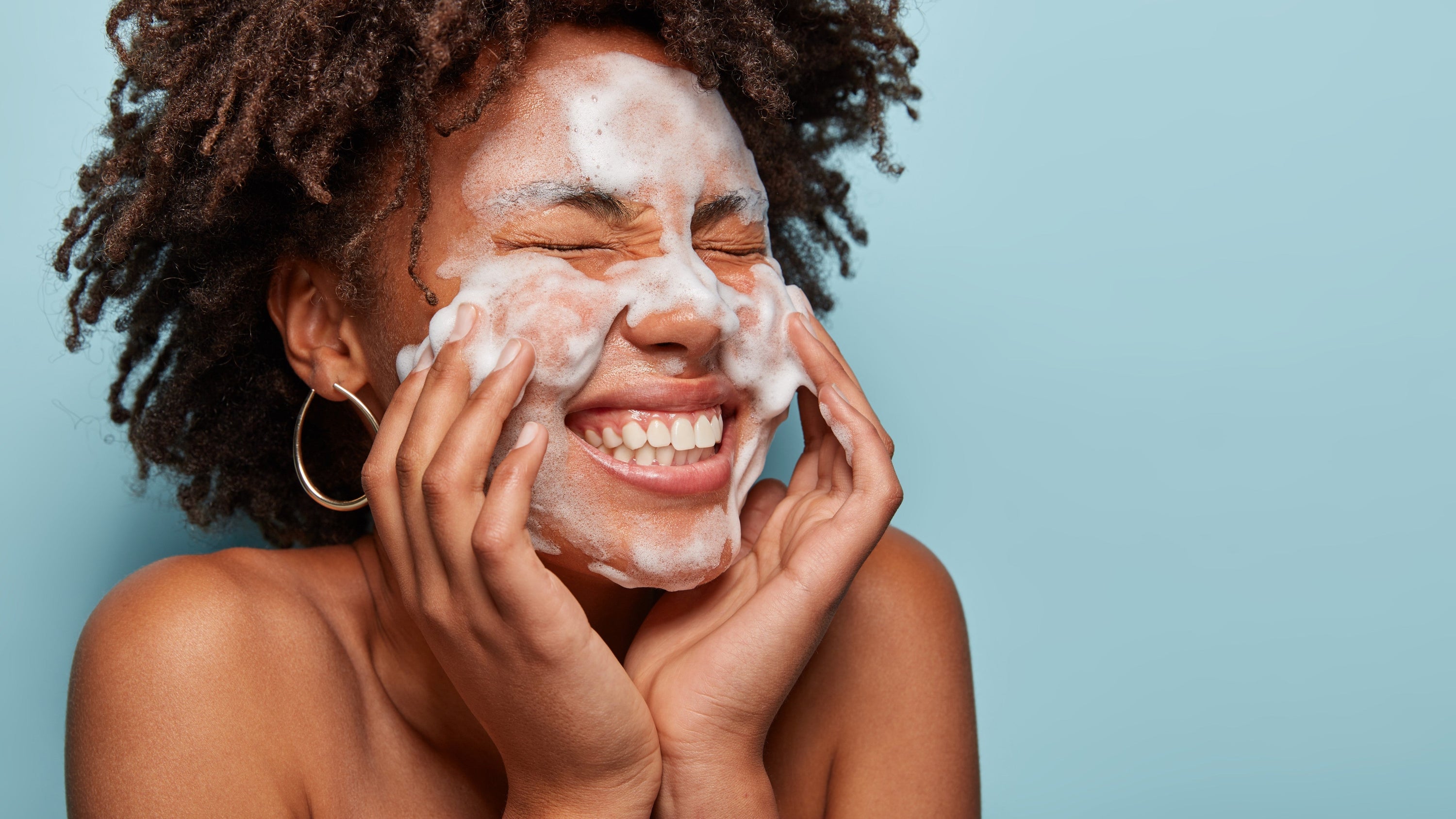Summer Skincare: A Guide to Keeping Your Skin Healthy and Glowing