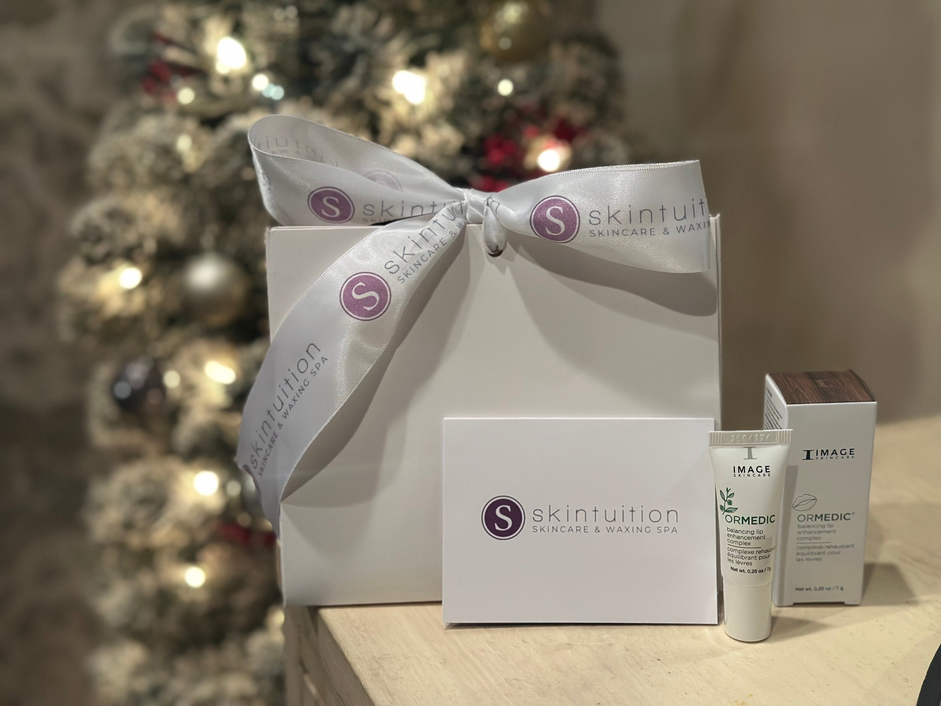 The Ultimate Skincare Gift Guide 2025: Radiance for Everyone on Your List