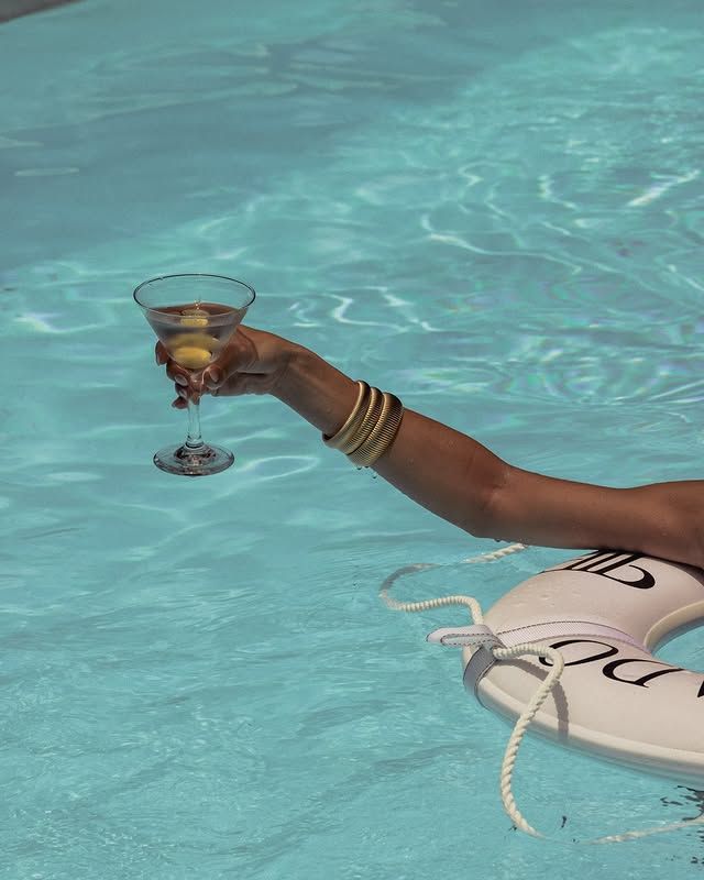 Sun Damage SOS: How to Repair and Soothe Overexposed Skin